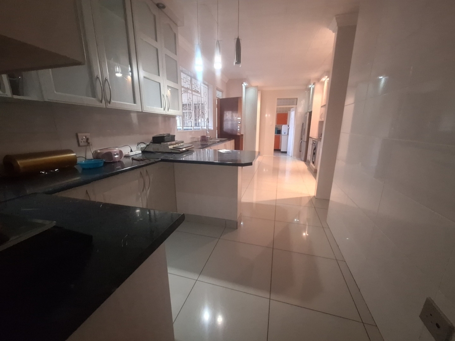 4 Bedroom Property for Sale in Mohadin North West